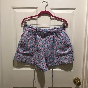 LOFT size M linen blend dressy shorts